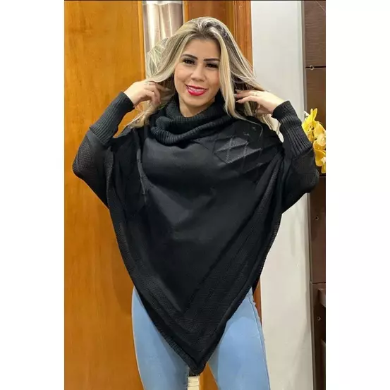 Blusa Poncho de Tricot Com Gola alta Manga Longa Feminina
