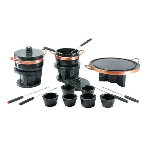 Kit fondue de pedra sabao chapa 32 cm + panelas de 500 e 800 ml + 6 cumbucas + 6 garfinhos - Leônidas
